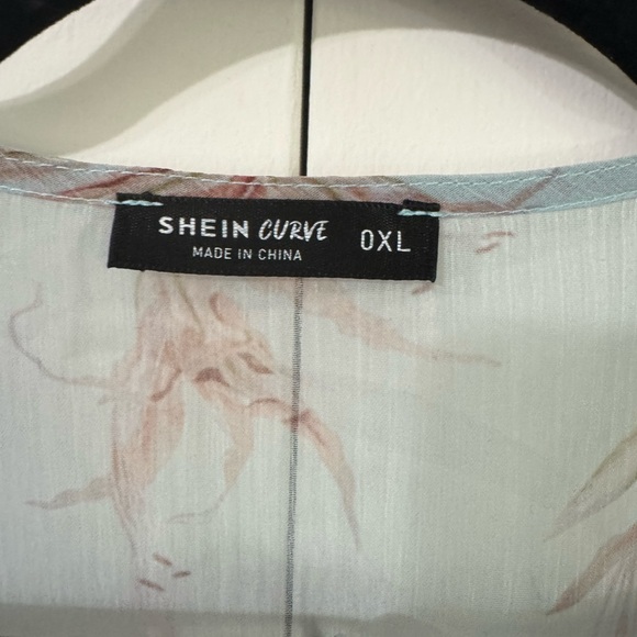 Skirt and top - Picture 4 of 4